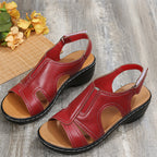Damen Bequeme und stilvolle Sandalen mit einzigartigem Schnitt EB