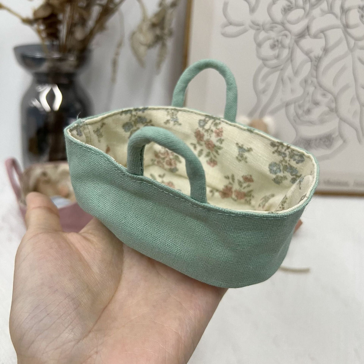 Wendbarer Baumwoll-Bucket-Hat mit Blumenfutter