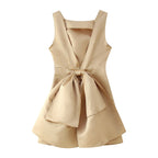 Damen elegantes Cocktailkleid mit modernem Schnitt und schwingendem Rock EB