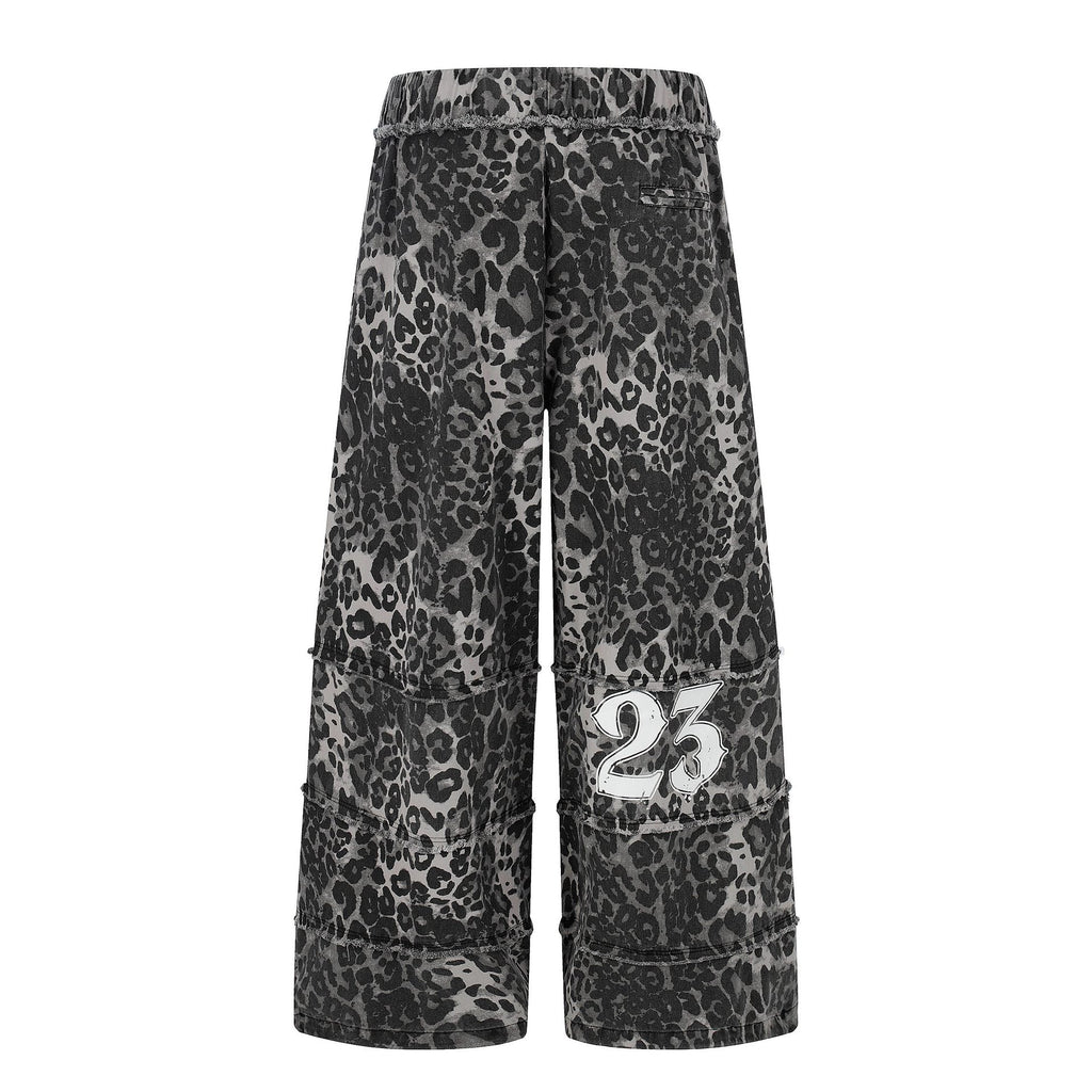 Weite Damen-Cargoshorts mit Fransen und Totenkopf-Print