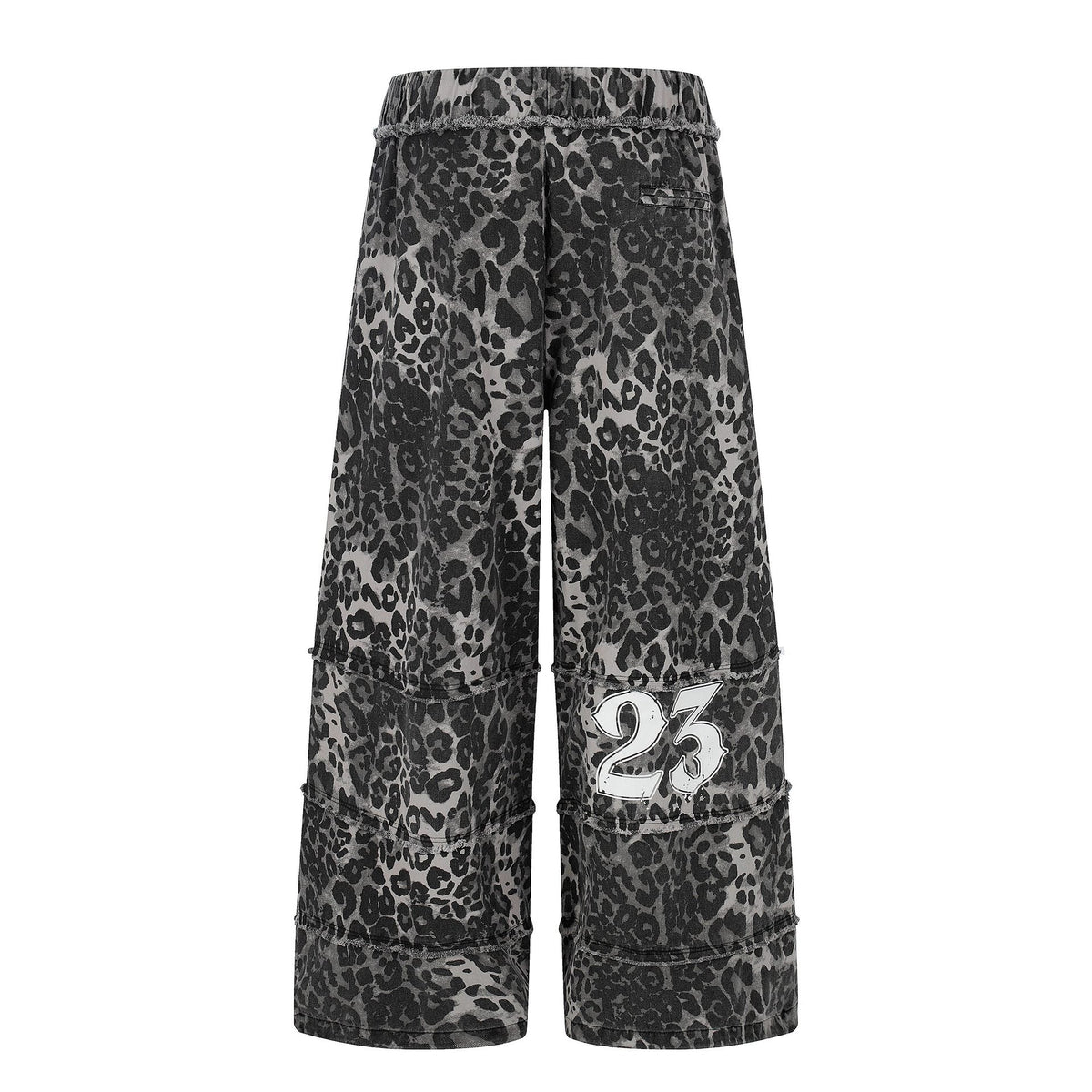 Weite Damen-Cargoshorts mit Fransen und Totenkopf-Print