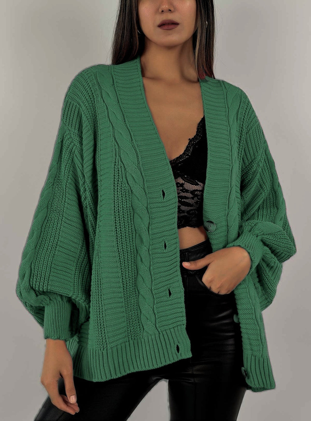 Damen Grobstrick-Cardigan mit großen Knopfdetails und voluminösen Ärmeln EB