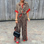 Damen Leinen-Jumpsuit mit Leopardenmuster und auffälligen Kontrasten EB