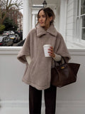Damen Flauschiger Poncho EB