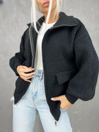 Damen Übergangsstrickjacke mit breitem Reißverschluss und praktischen Taschen EB