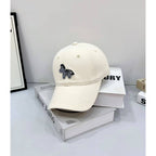 Verspielte Baseballkappe mit Pony-Stickerei