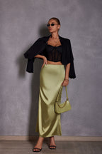 Damen Eleganter Maxirock aus glänzendem Satin mit hohem Schlitz EB