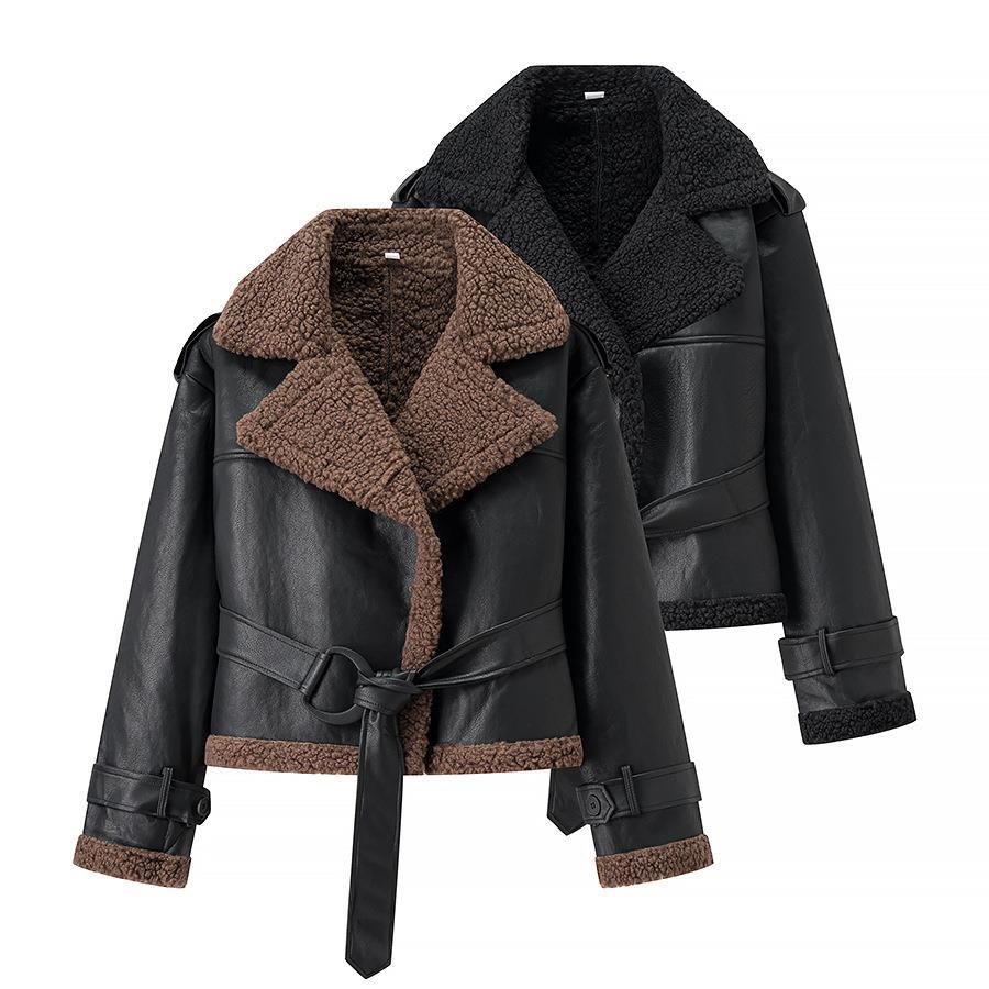 Damen Kunstlederjacke mit Teddy-Futter und taillierbarem Gürtel EB
