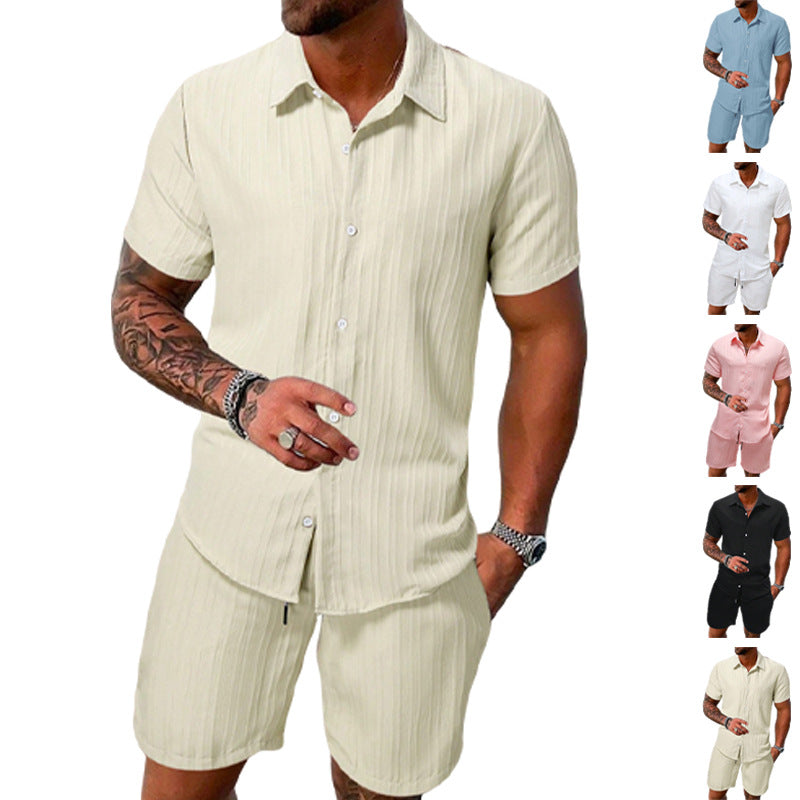 Leichtes Herren-Kurzarmhemd mit offenem Kragen und passender Shorts aus strukturiertem Baumwollmix