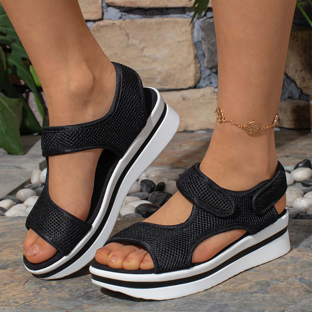Damen Atmungsaktive Riemchen-Sandalen mit verstellbarem Klettverschluss EB