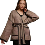 Damen Komfortabler Strickmantel mit Gürtel und praktischen Taschen EB
