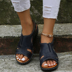Damen Atmungsaktive Freizeitsandalen mit strukturiertem Riemendesign und flexiblem Fußbett EB