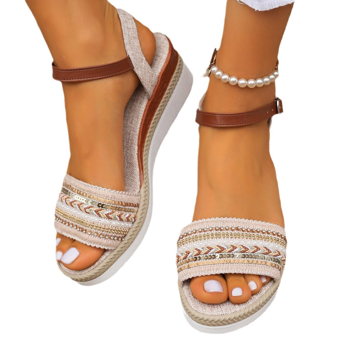 Damen Bequeme Plateau-Sandalen mit verstellbarem Riemchen und modischen Details EB