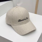 Damen-Strick-Baseballkappe mit Stickerei