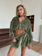 Damen nan kurzes Velours-Lounge-Set mit Cropped Zip-Hoodie und elastischer Highwaist-Shorts EB