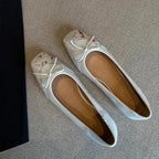 Damen Ballerina-Schuhe mit einzigartigem Design und charmantem Schleifendetail EB