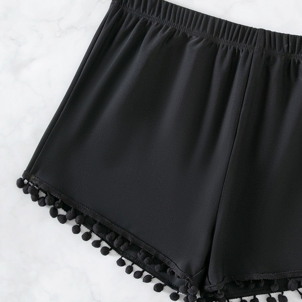 Sommer-Badeshorts für Damen mit Pompom-Dekor