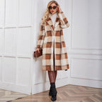 Damen Flauschiger Karomantel mit elegantem Revers und praktischen Taschen EB