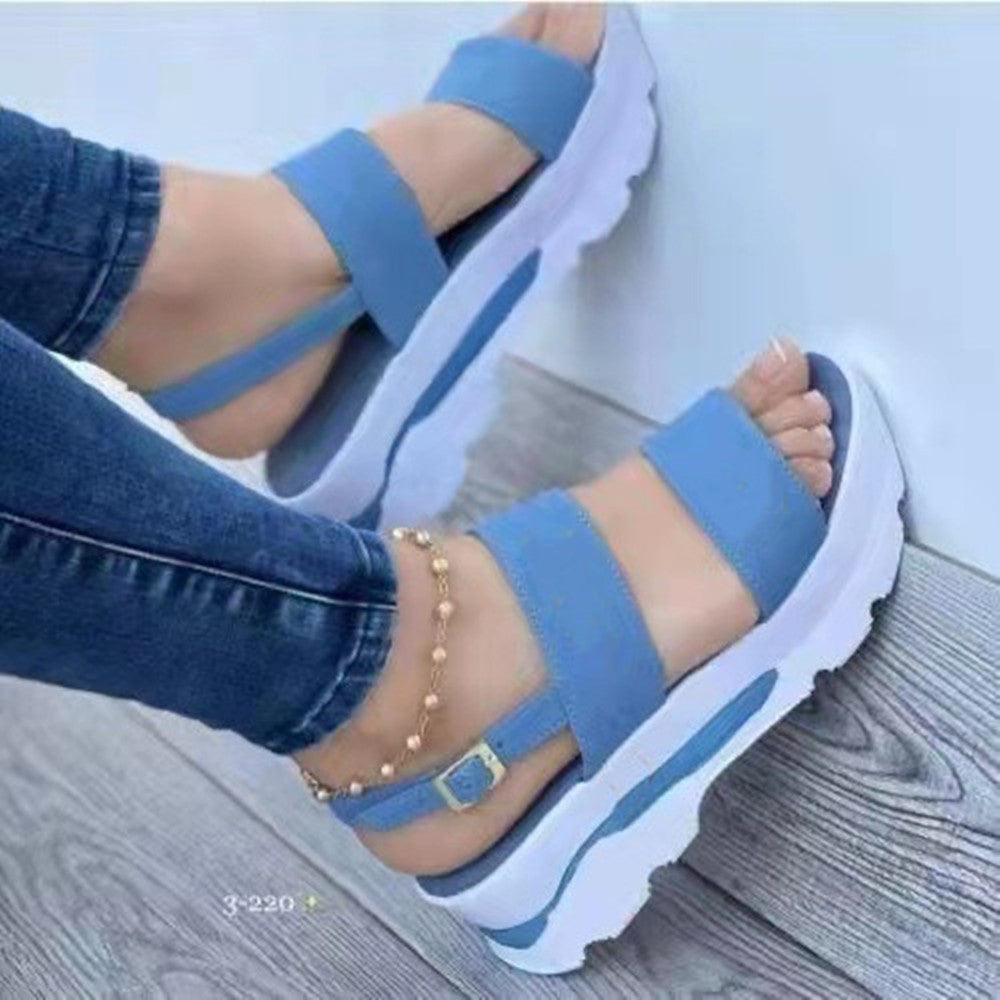 Damen Komfortable Plattform-Sandalen mit breiten Riemen und rutschfester Sohle EB