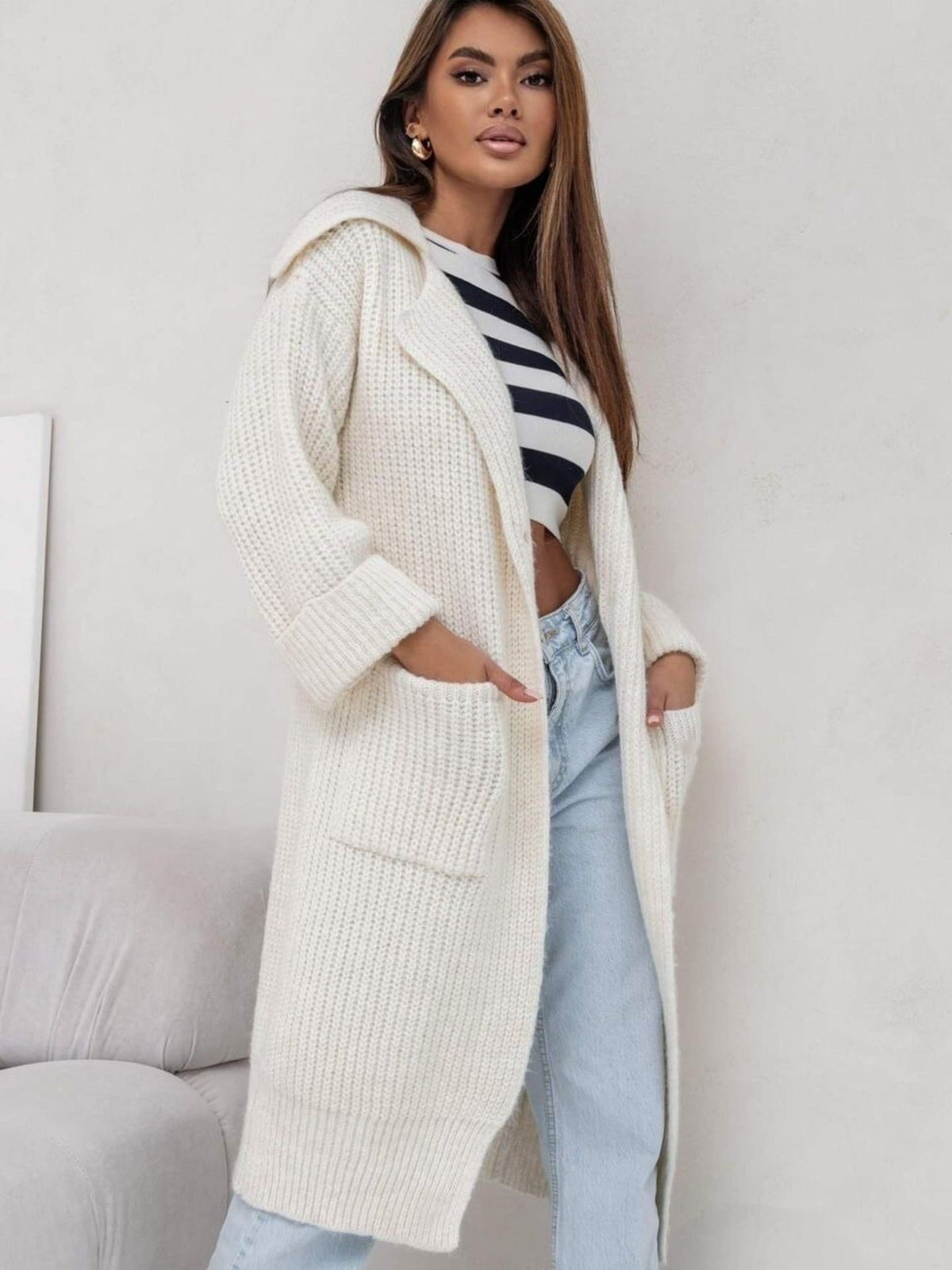 Damen Langer Strickmantel mit Kapuze und praktischen Taschen EB