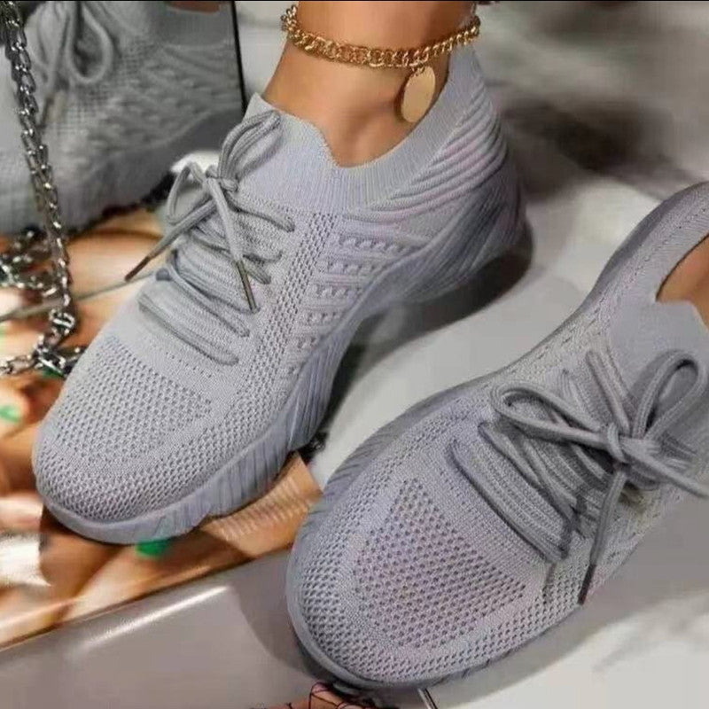 Damen Atmungsaktive Freizeitschuhe mit rutschfester Sohle und elastischen Einsätzen EB