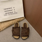 Damen Bequeme Slipper mit fransigem Design und weichem Fußbett EB
