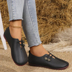 Damen komfortable Slipper mit modischen Knopfdetails EB