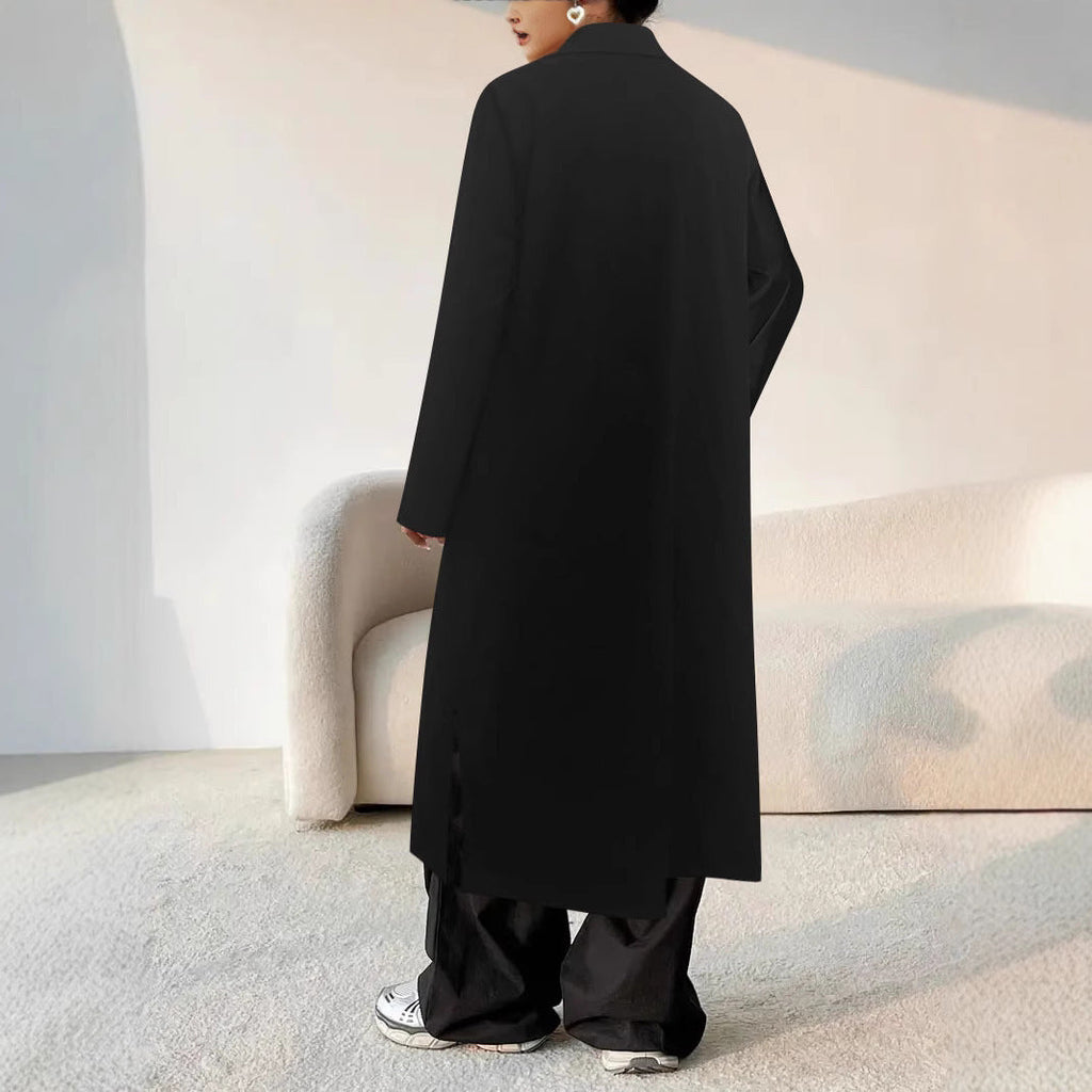Damen Langmantel aus weichem Stoff mit eleganten Knopfdetails und Taschen EB