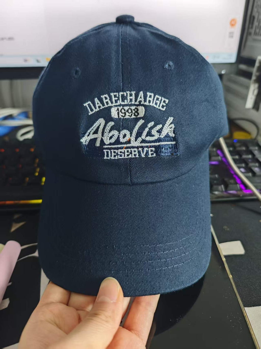 Freizeitkappe für Herren mit Distressed-Optik