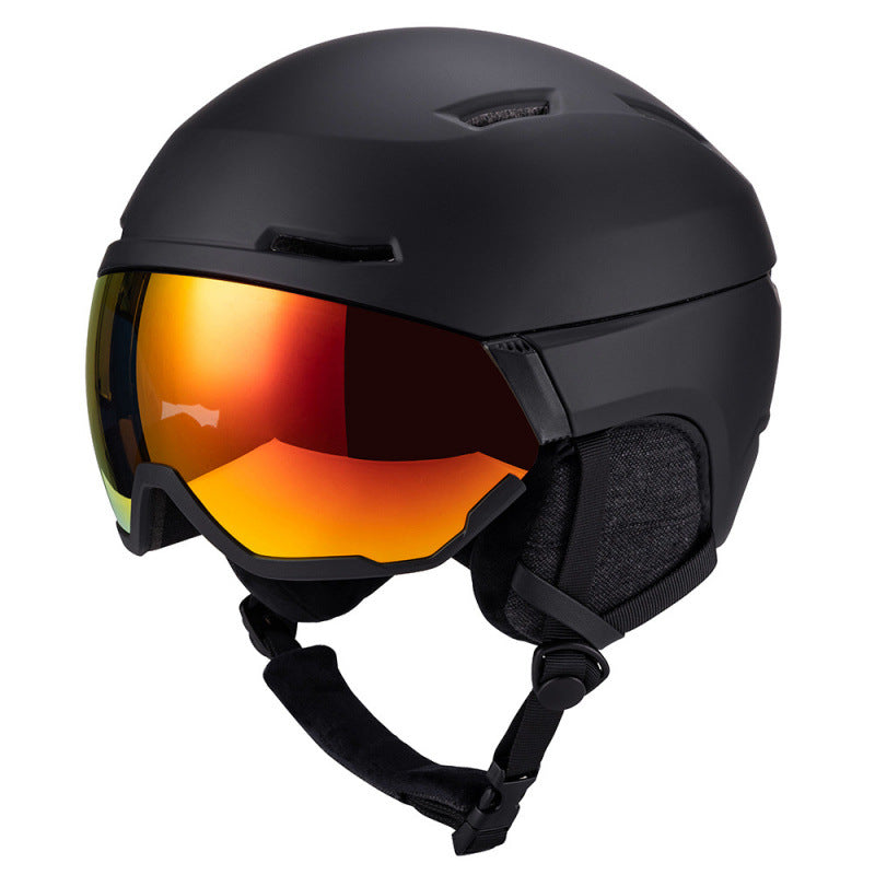Skihelm mit integriertem Visier