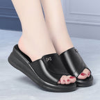 Damen Bequeme Plattform-Riemensandalen mit stilvollem Detail EB