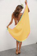 Damen eleganter Strandüberwurf mit buntem Pompon-Rand EB