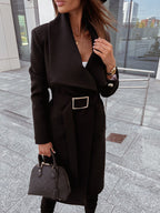 Damen Eleganter Trenchcoat mit Gürtel und strukturiertem Stoff EB