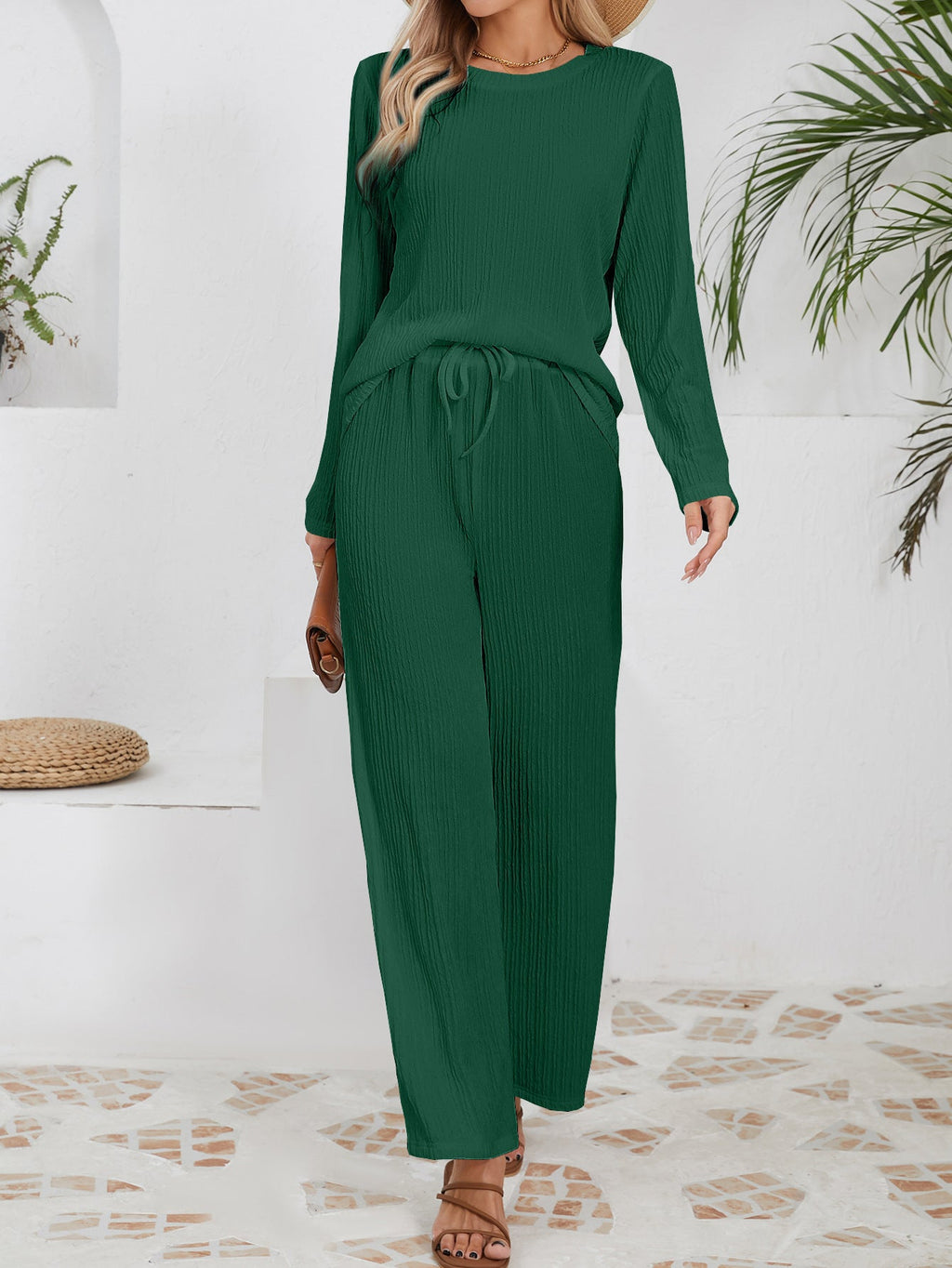 Damen Elegantes und bequemes Set aus gefeuchtetem Material EB