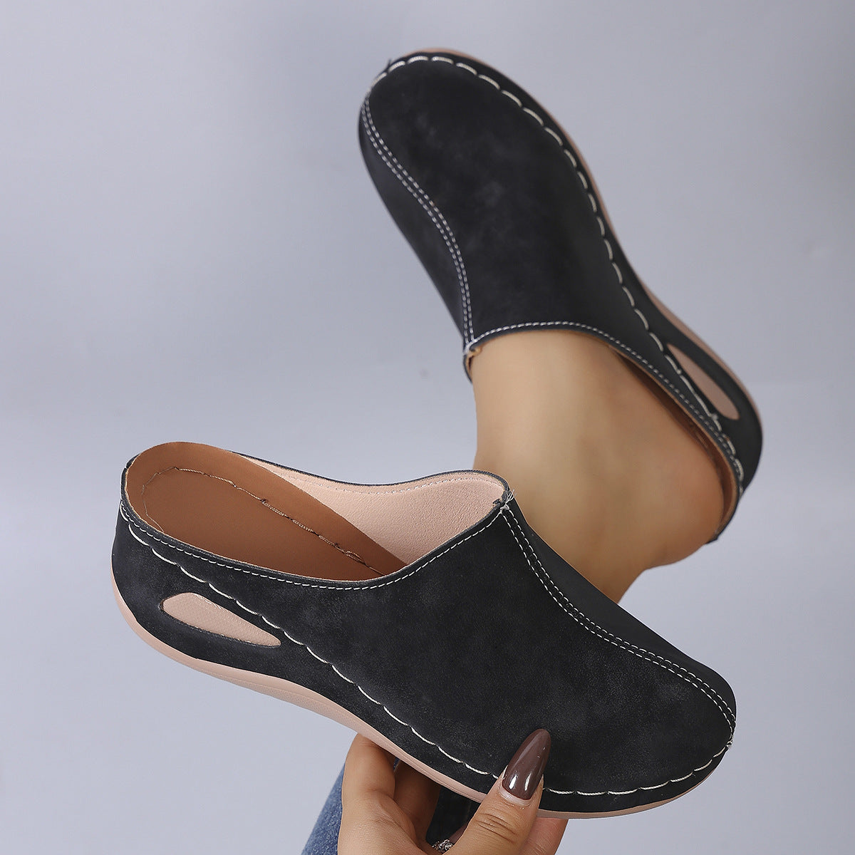 Damen Bequeme Clogs aus hochwertigem Leder mit ergonomischem Fußbett EB