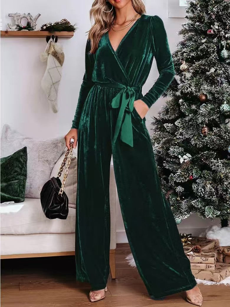 Eleganter Samt-Jumpsuit mit tiefem V-Ausschnitt
