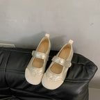 Damen Ballerina mit verstellbarem Riemen von EB