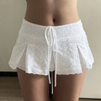 Damen kurzer Oberrock mit verstellbarem Bund und floralem Stickdesign EB