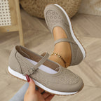 Damen bequeme Ballerinas mit modischen Perforationen und verstellbarem Riemen EB