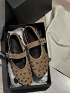 Damen Ballerinas mit dekorativen Nieten und elegantem Schnallenverschluss EB
