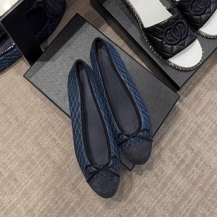 Damen Ballerinas mit elegantem Schleifendetail und modernem Textiloberteil EB