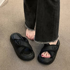 Damen bequeme Sandalen im modernen Design EB