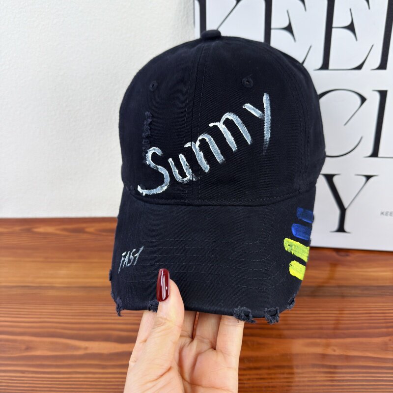 Damen-Baseballkappe mit Grafik im Used-Look