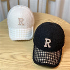 Flauschige Damen-Baseballkappe mit Textur