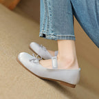 Damen Ballerinas mit verstellbarem Riemen und elegantem Schleifendesign EB