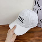 Statement-Kappe aus Denim im Distressed-Look für Damen