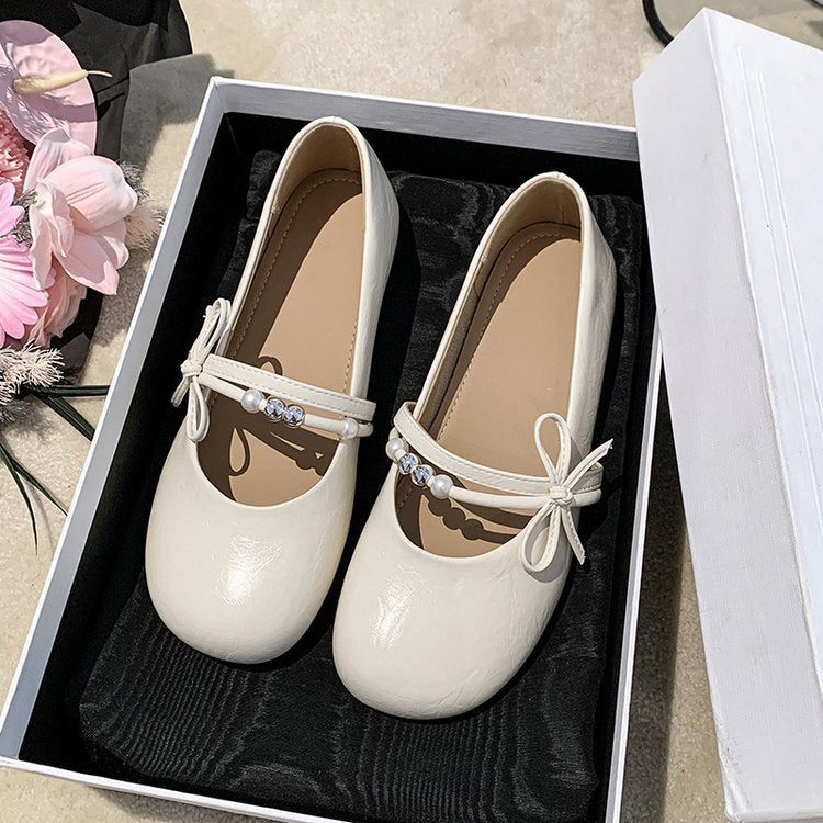 Damen Ballerinas mit Schmuckdetail und elegantem Riemen EB
