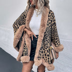 Damen kuscheliger Poncho mit luxuriösem Kunstfellbesatz und Leopardenmuster EB