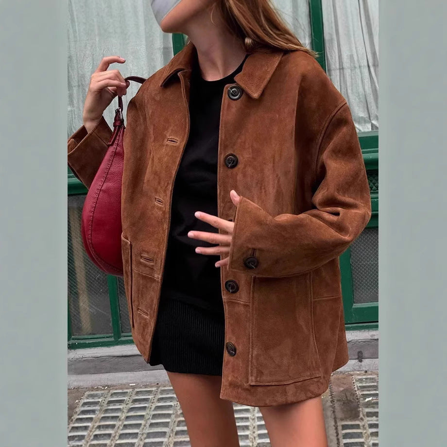 Damen klassische Wildlederjacke im entspannten Schnitt mit knöpfbarem Verschluss EB