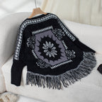 Damen eleganter Strickponcho mit kunstvollem Muster und fransigem Abschluss EB